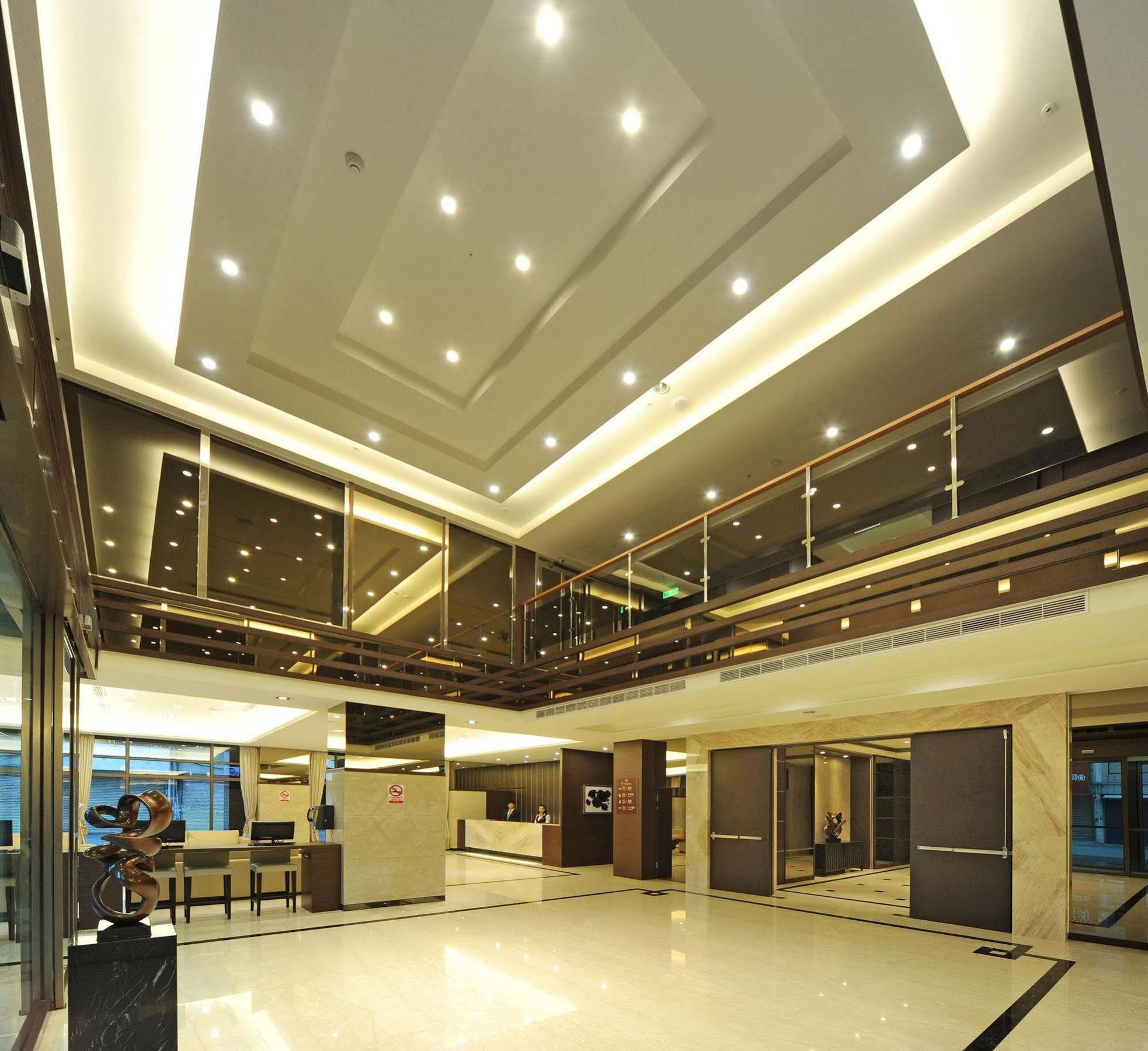 F Hotel - Hualien Exteriör bild